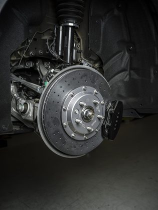 2021+ Model X Plaid / Model X – Superlight Rear Large-Sweep Carbon Ceramic Rotor + Pad Kit