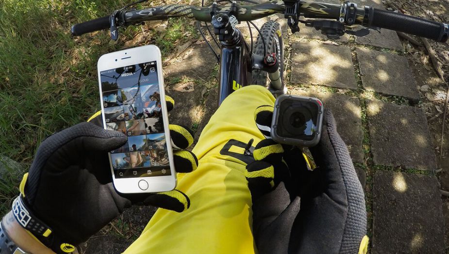 GoPro HERO5 Black providing access share to smartphone